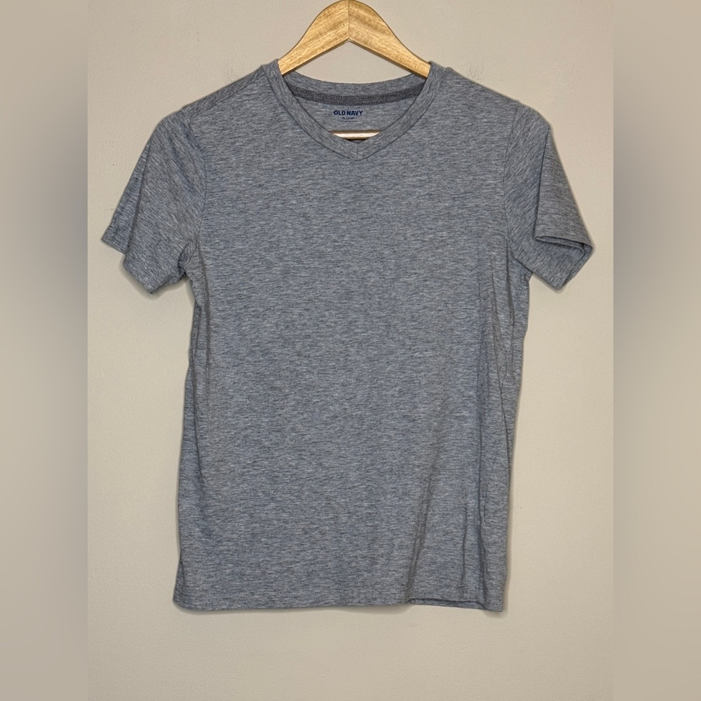 Old Navy Men's Heather Gray V-Neck Tee